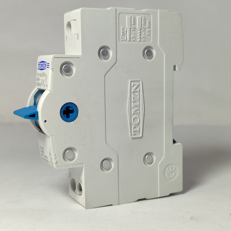 TOMZN 63A MTS Dual Power Manual Transfer Isolating Switch in Pakistan