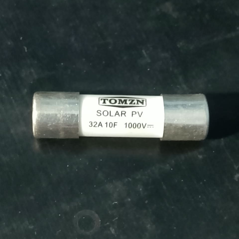 TOMZN SOLAR 32A PV 1000V DC Fuse in Pakistan