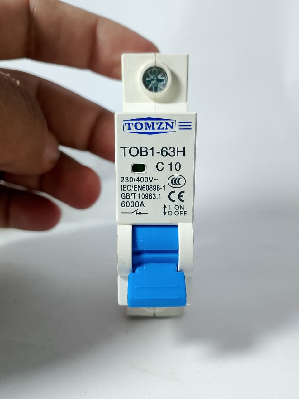 TOMZN TOB1-63H AC MCB Mini Circuit Breaker in Pakistan