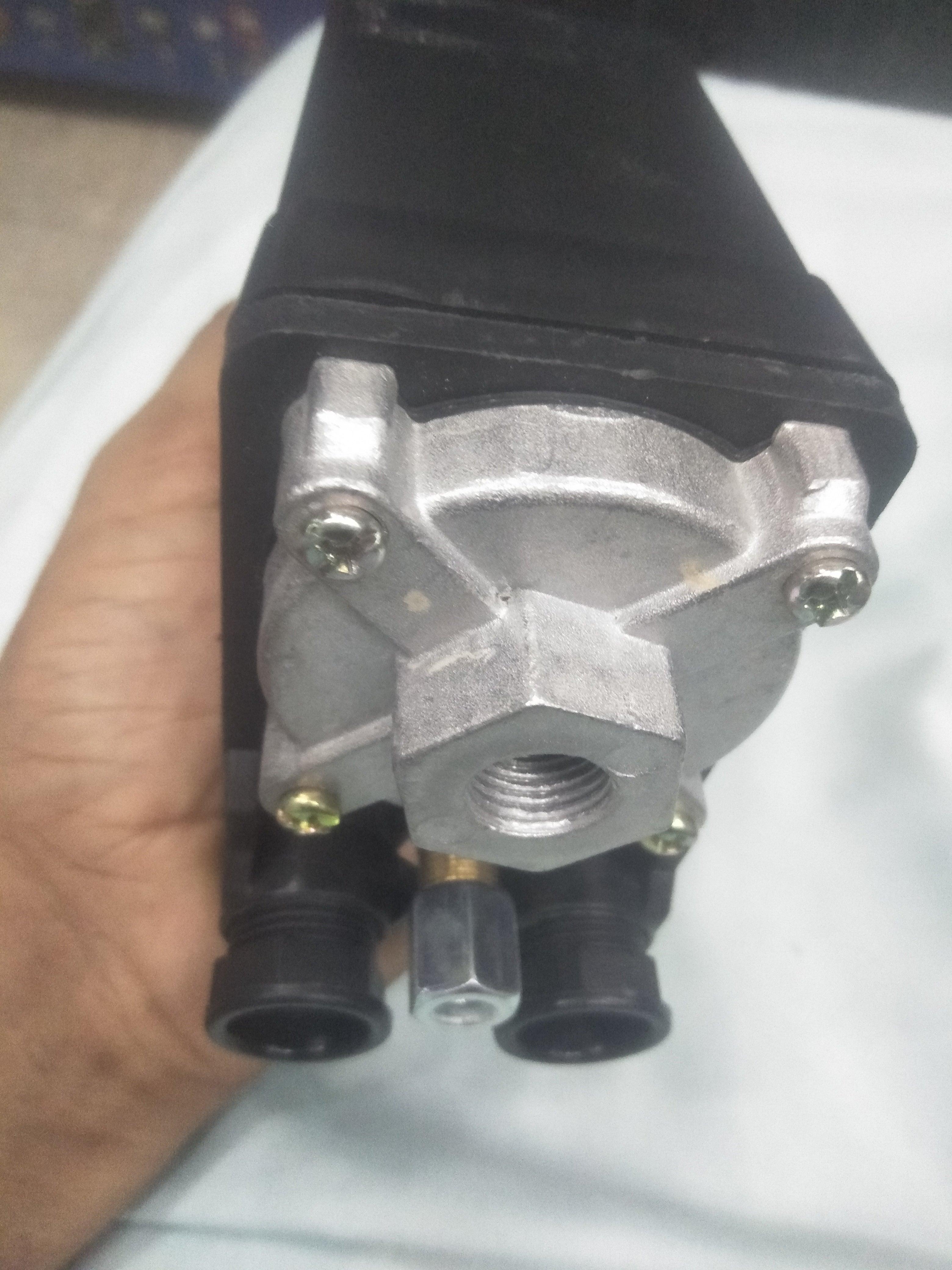 TS-3 (YK) Pneumatic Switch  3PHASE (SOJDE) - industryparts.pk