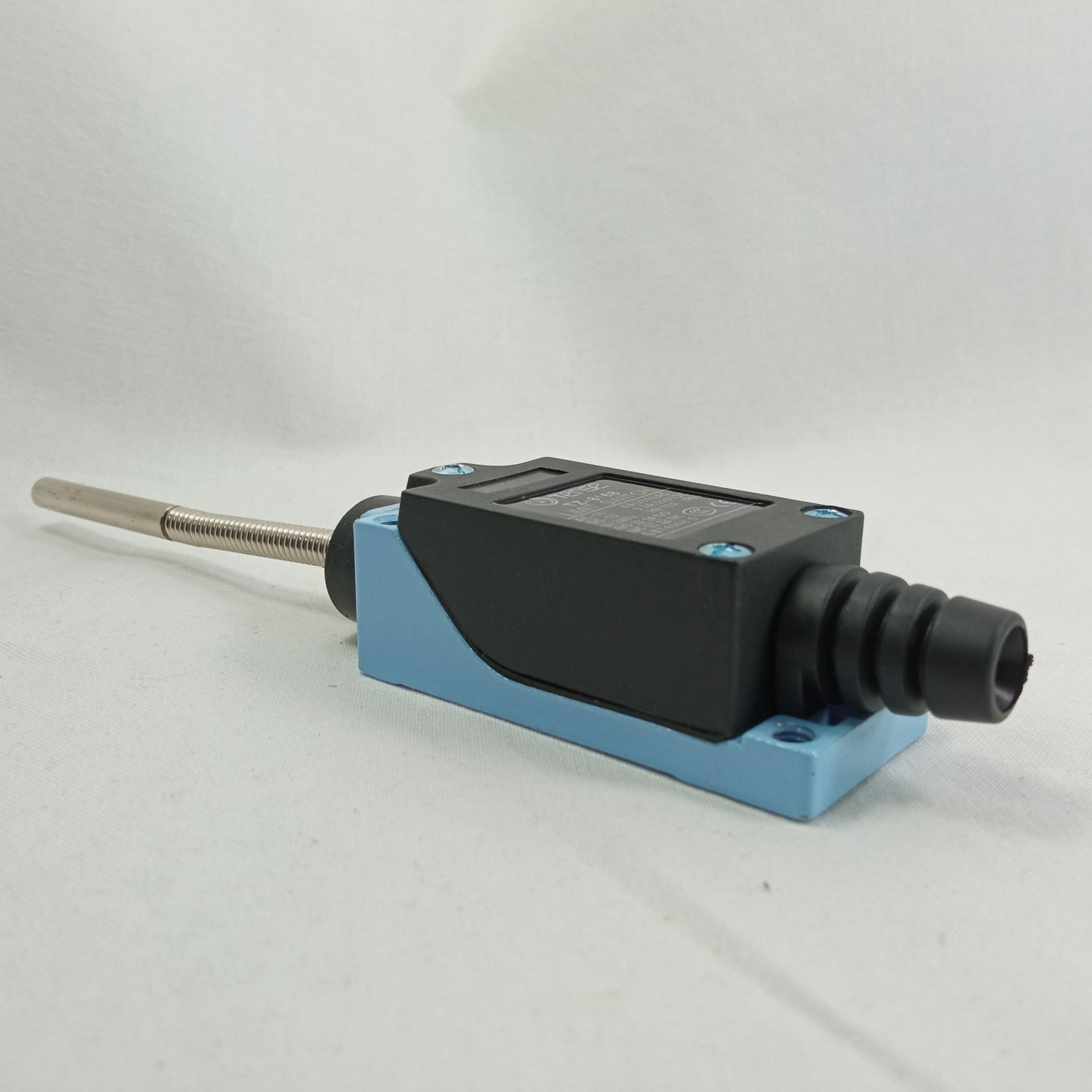 TENSE TZ-8168 Limit Switch in Pakistan - industryparts.pk