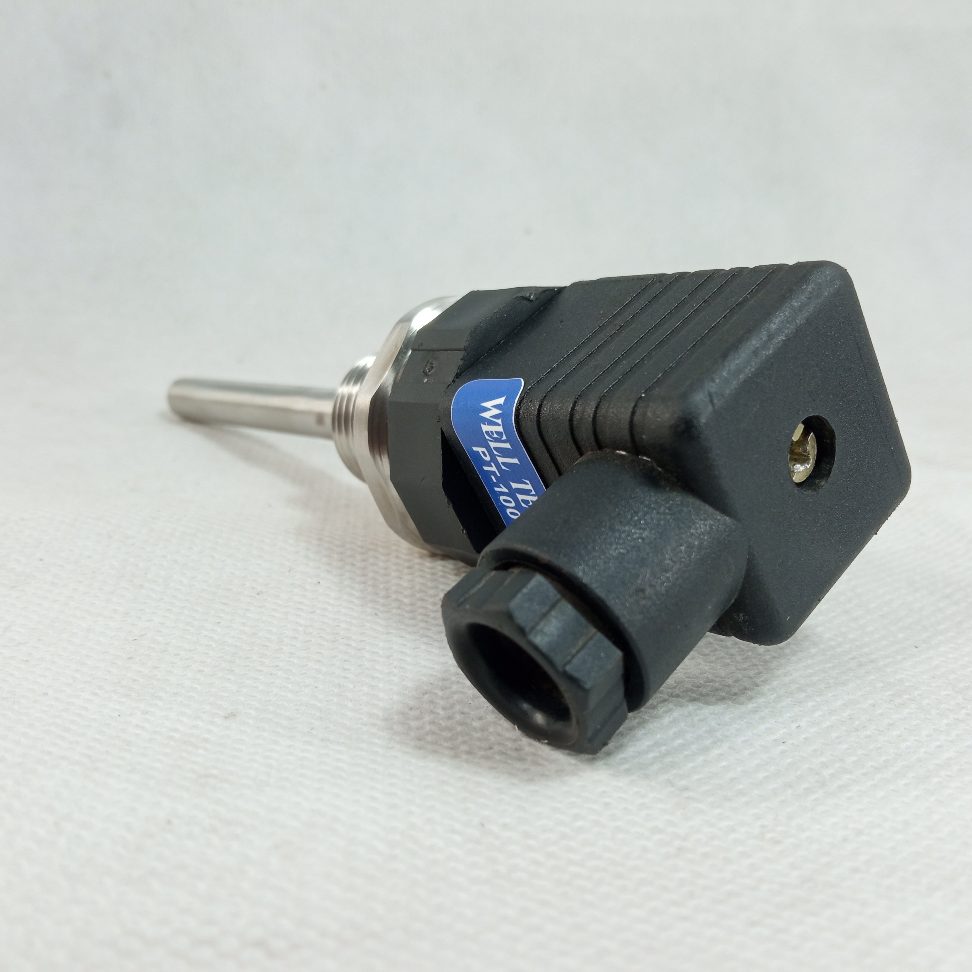 WELL TECH PT-100 Temperature Sensor in Pakistan
