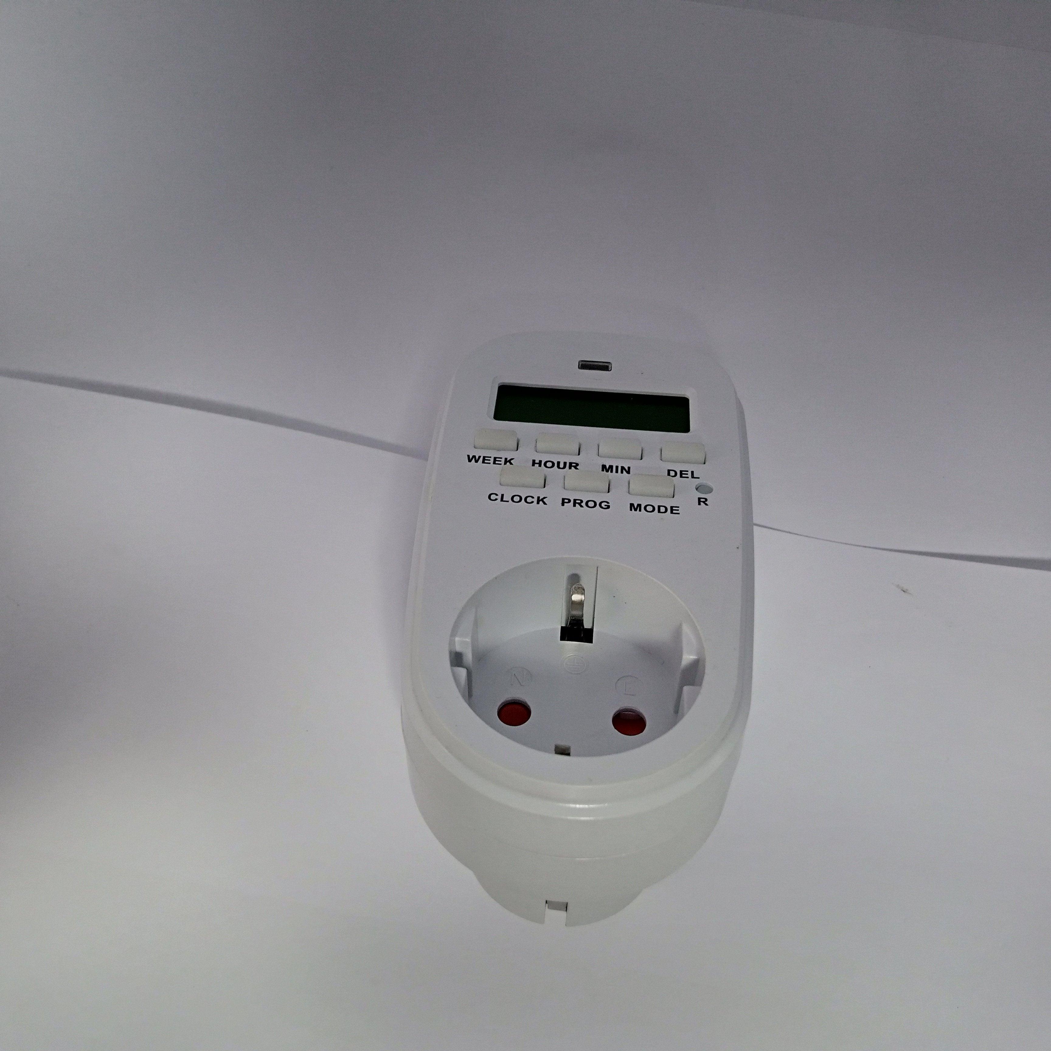 Weekly Programmable Timer GETA-GR 16A 3600W in Pakistan - industryparts.pk