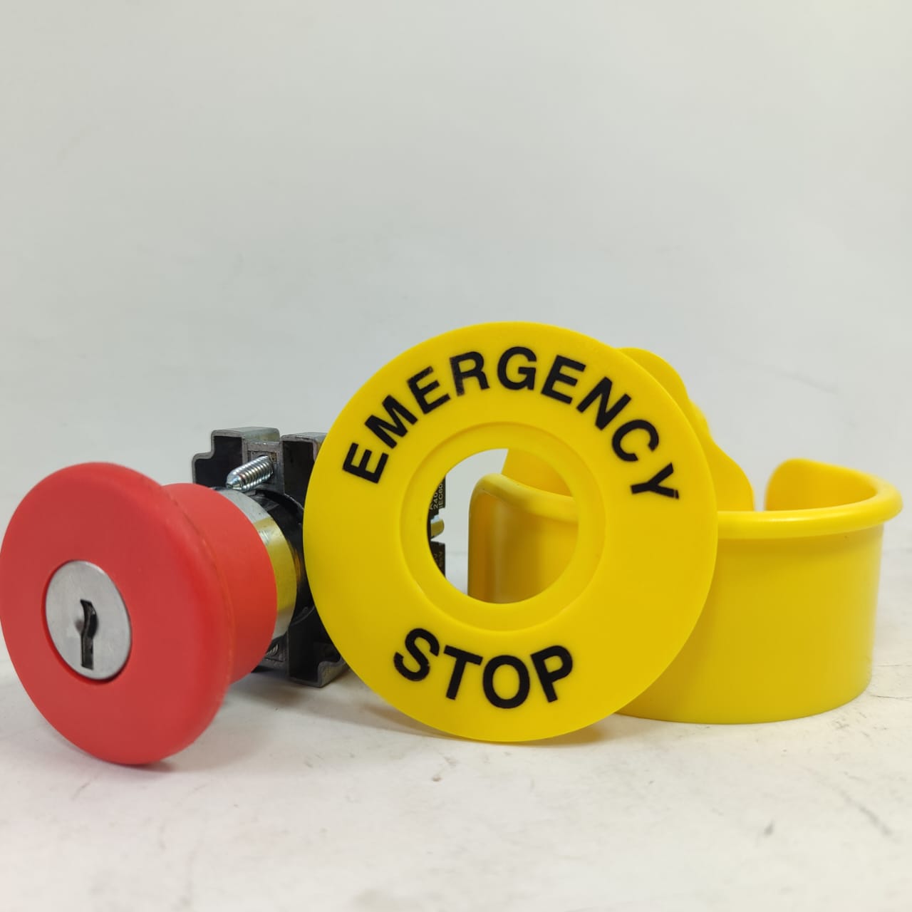 ZB2-BE102C Emergency Stop Push Botton with Key in Pakistan