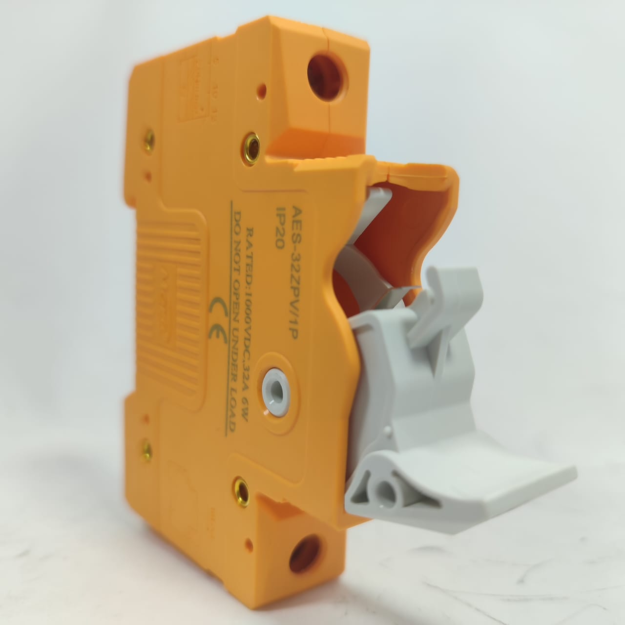 MORA AES-32ZPV/1P IP20 1000VDC 32A DC Fuse Holder in Pakistan