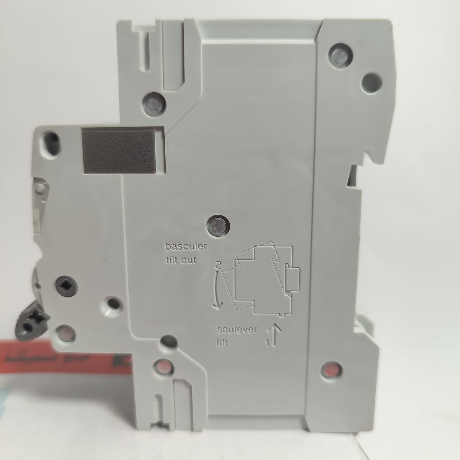 BONIGA DC C32 Circuit Breaker in Pakistan