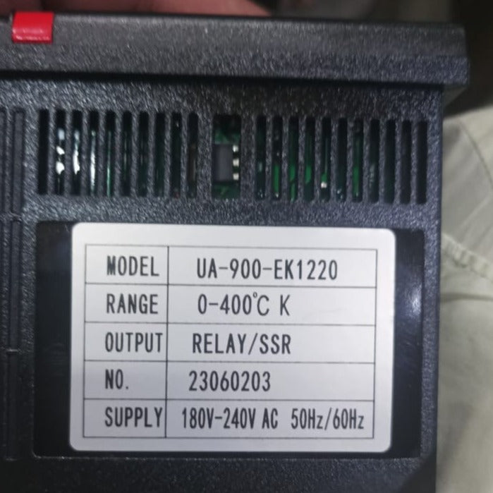 UA-900-EK1220 temperature controller in Pakistan