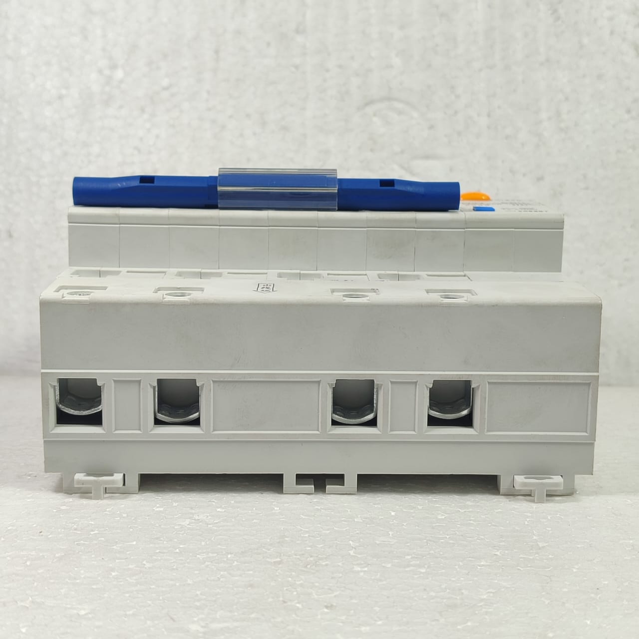 TOMZN DZ47-125 125A AC400V Three-Phase RCBO Circuit Breaker Switch in Pakistan