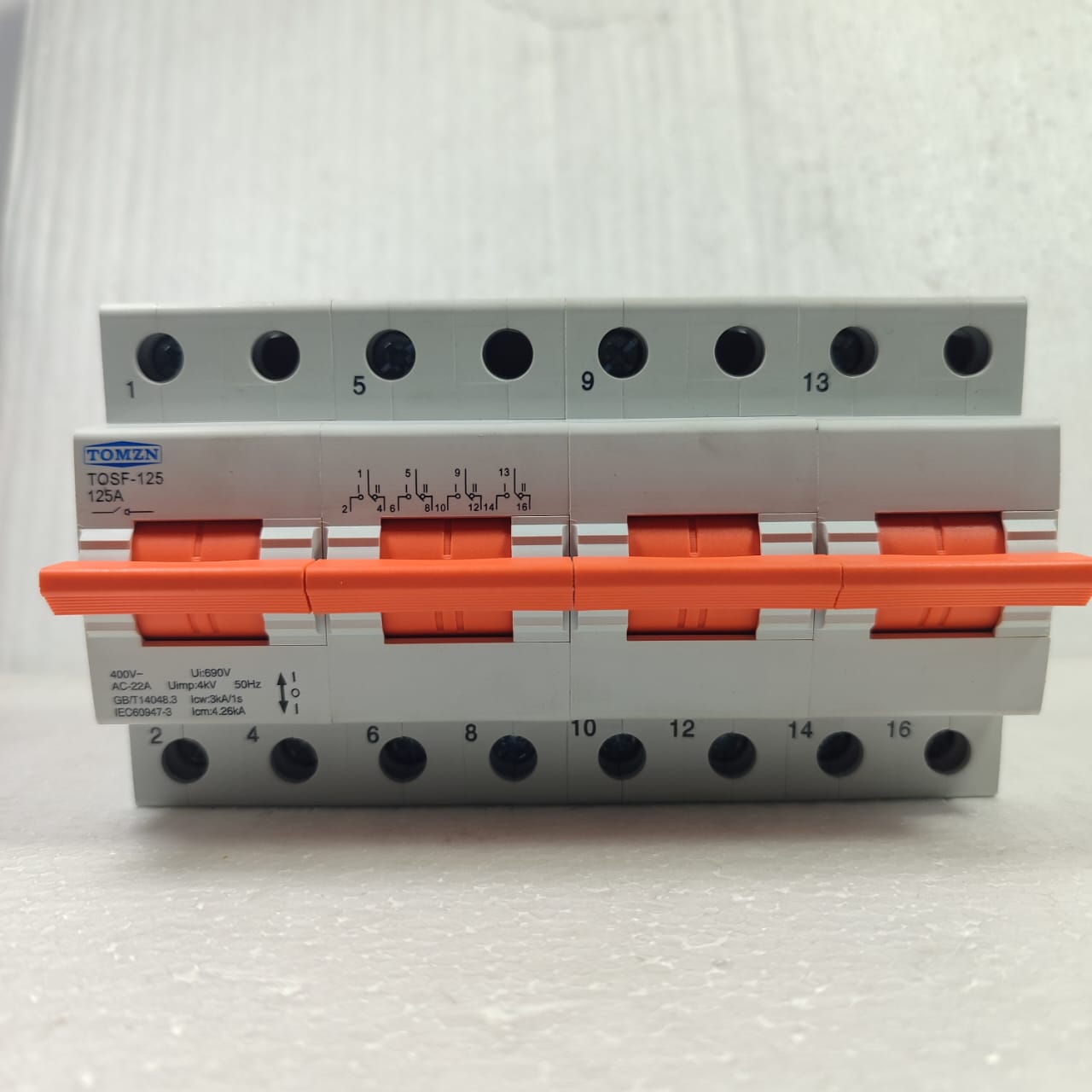 TOMZN TOSF-125 4 Pole 125A Dual Power Manual Transfer Switch in Pakistan