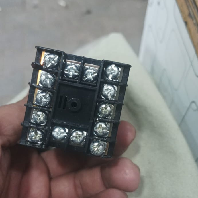 HANYOUNG NUX KX4N Temperature Controller in Pakistan