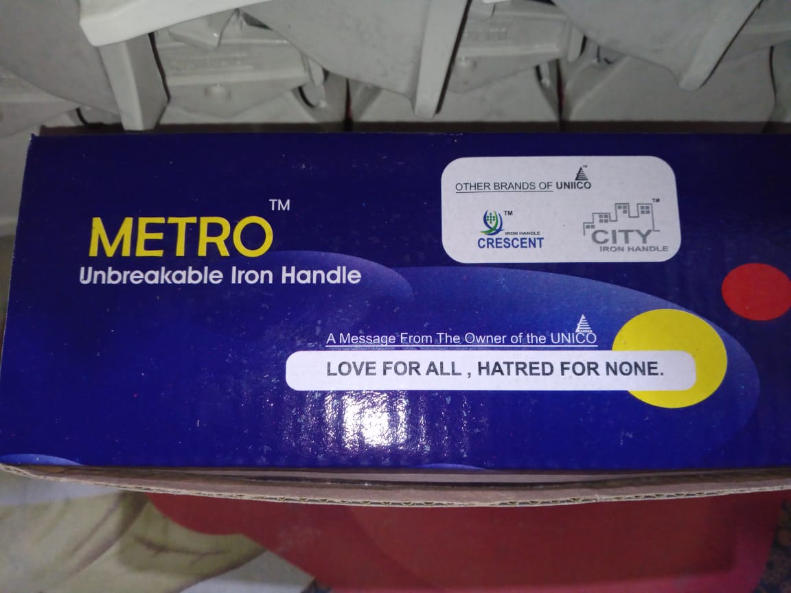 METRO National Electric Iron Handel Bakelight Material in Pakistan      