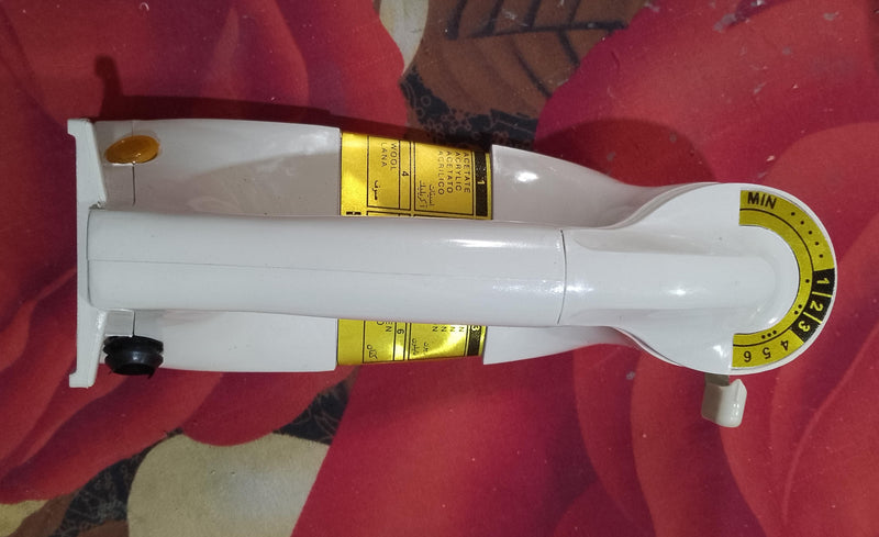 METRO National Electric Iron Handel Bakelight Material in Pakistan      