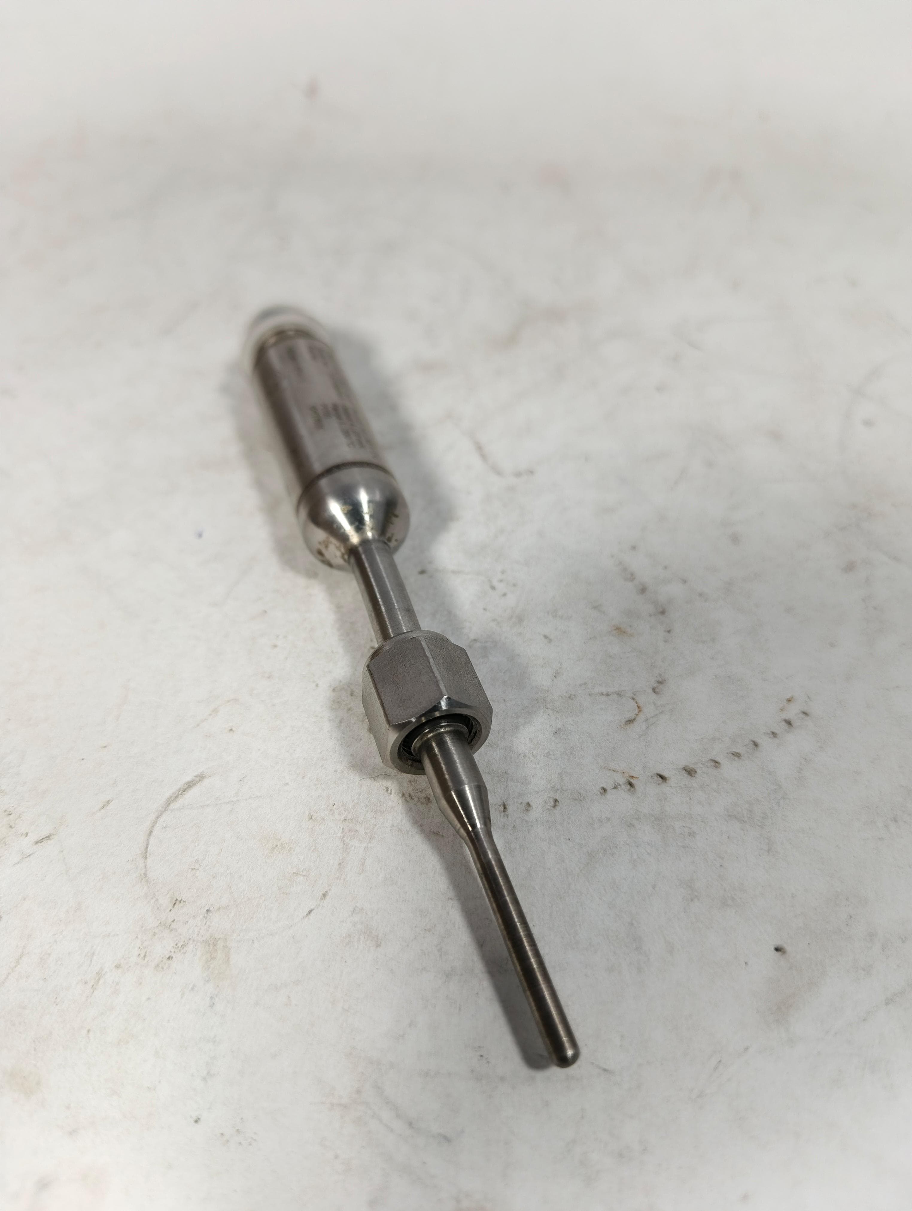 Tpt12 PT100 Temperature Sensor with 4~20mA Output in Pakistan