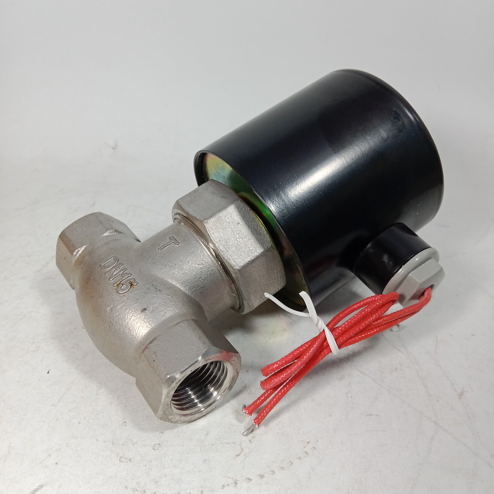 Steam Valve  high Temperature valve  in Pakistan