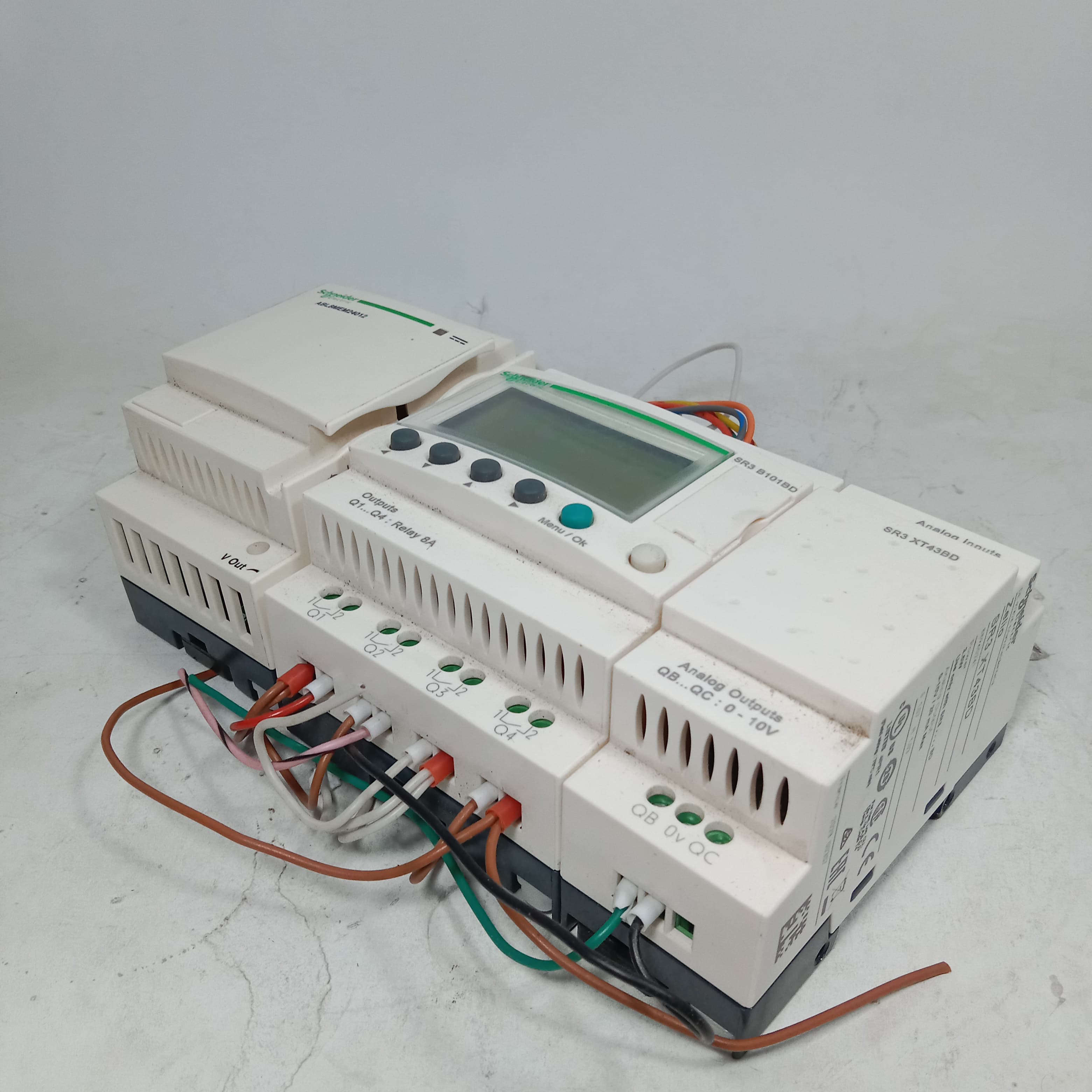 Schneider SR3 B101BD Programmable Logic Controller Module + ABL8MEM24D12 Regulated switch Power Supply in  pakistan