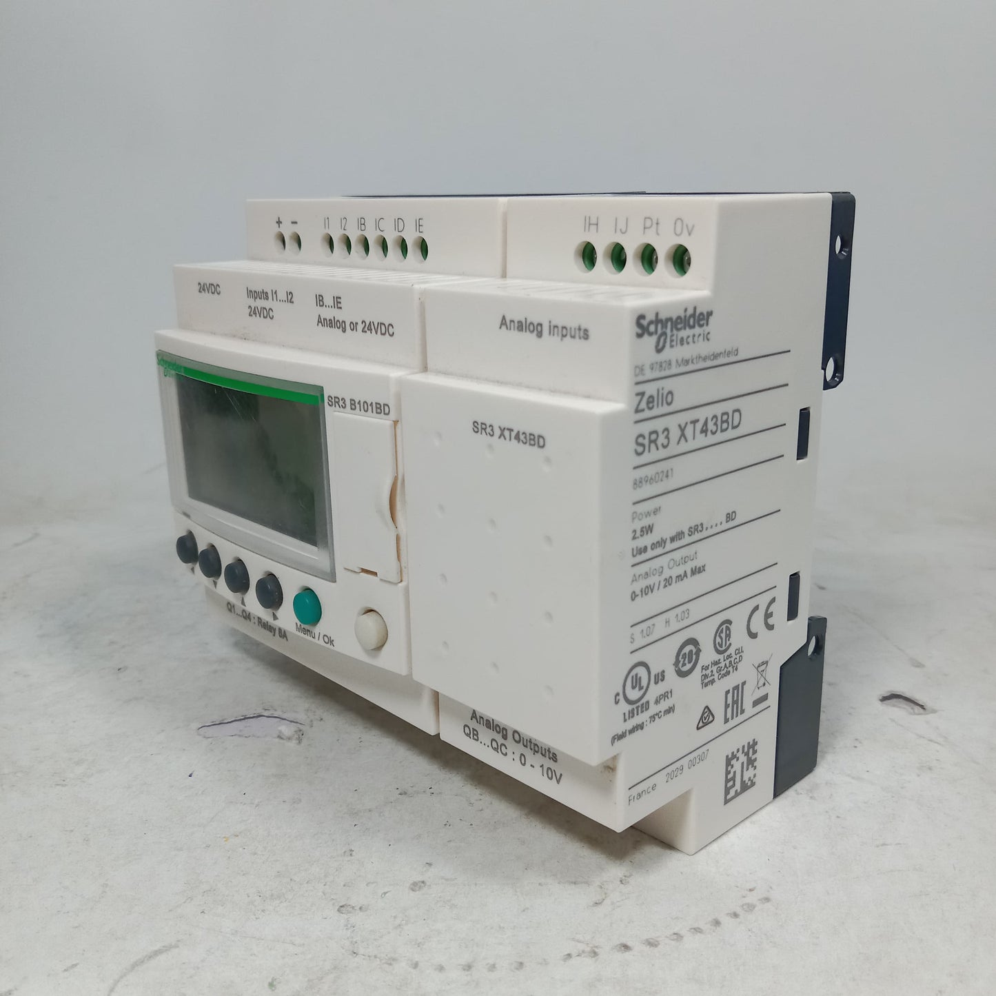 Schneider SR3 B101BD Programmable Logic Controller Module in Pakistan