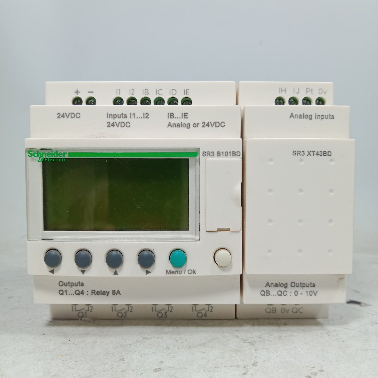 Schneider SR3 B101BD Programmable Logic Controller Module in Pakistan