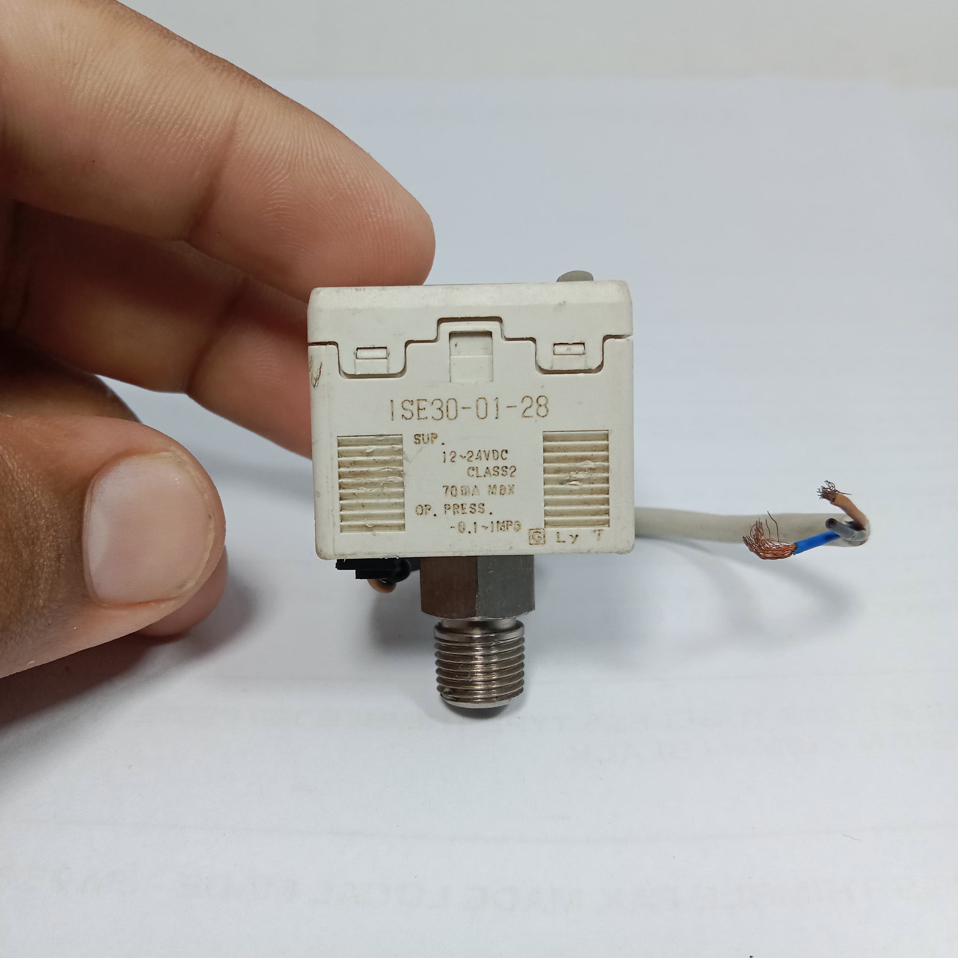 SMC ISE30-01-28 MPa Digital Pressure Switch (used) in Pakistan
