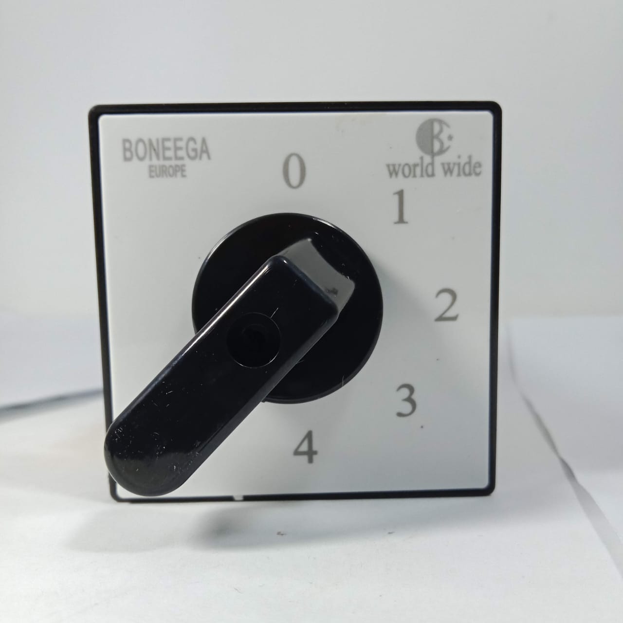 BONEEGA 63A Change-over Rotary Switch in Pakistan