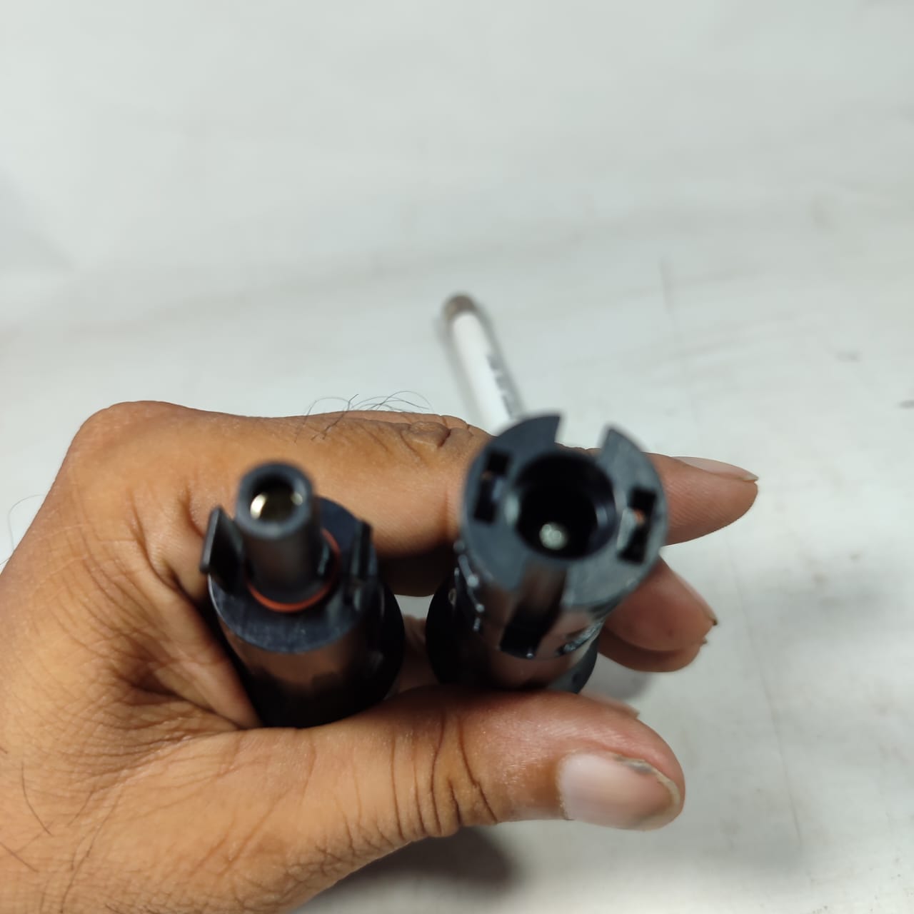 TENSE TEPV-32V Solar Connector with Fuse in Pakistan