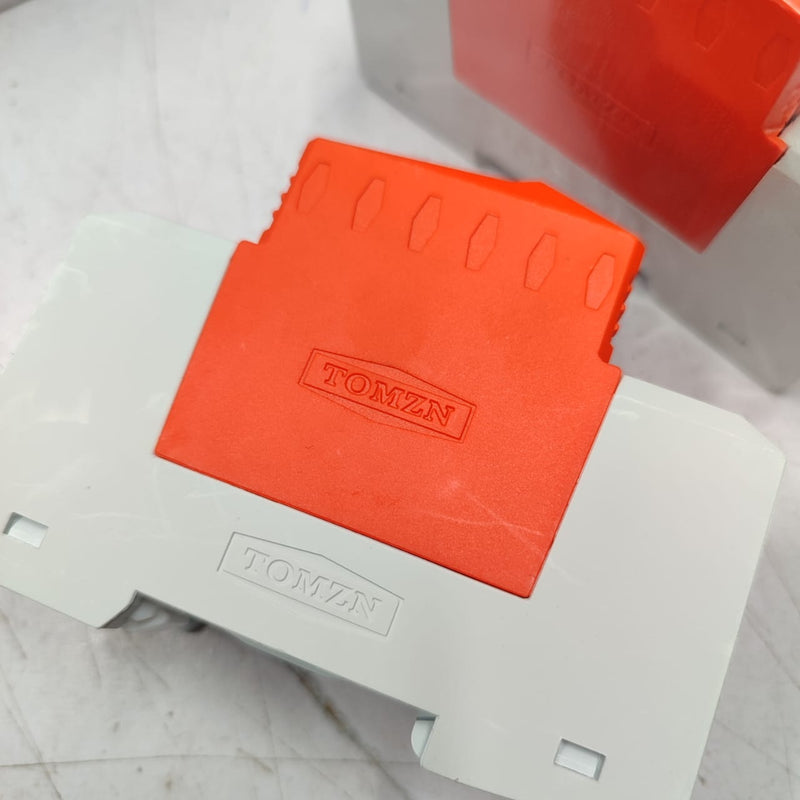 Tomzn SPD 20KA~40KA House Surge Protector Protective Low-voltage Arrester Device in Pakistan