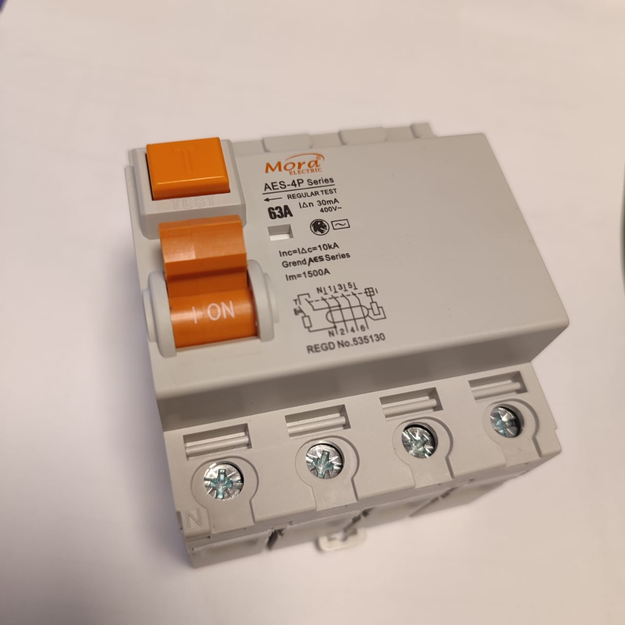 AES-4P Magnetic Earth Leakage Circuit Breaker in Pakistan
