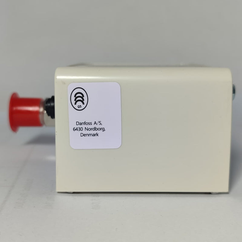 Danfoss Pressure Switch KP35 Original in Pakistan