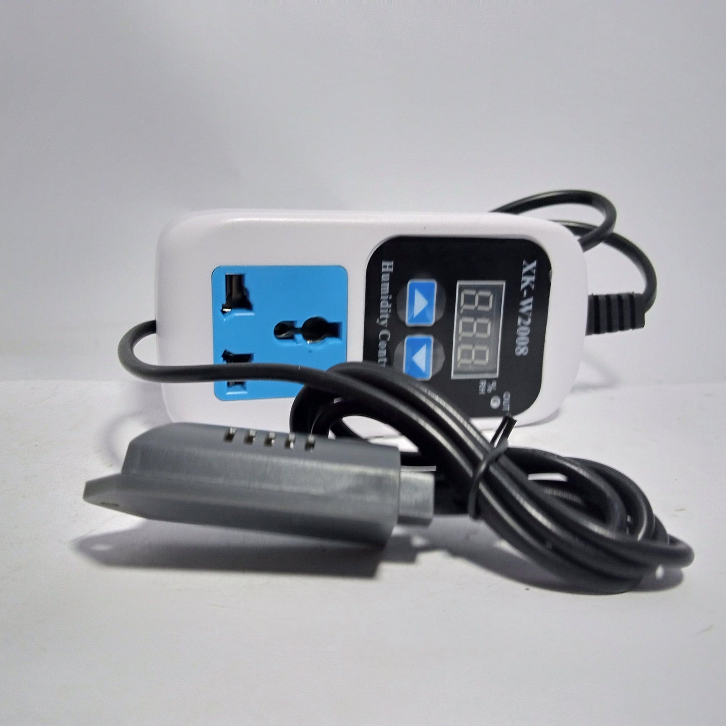 XK-W2008 Digital Humidity Controller High Precision Humidity Switch Socket in Pakistan - industryparts.pk
