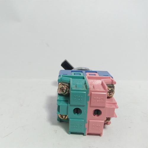 YONGSUNG 3-Position Rotary Switch YSAR2-311L 25mm in Pakistan - industryparts.pk