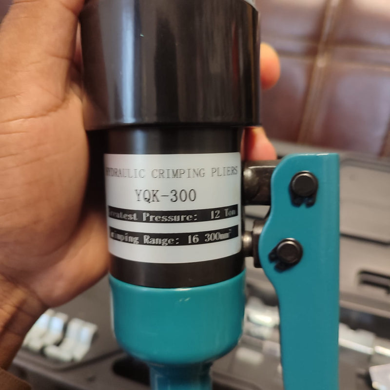 YQK-300 Hydeaulic Crimping Pliers in Pakistan