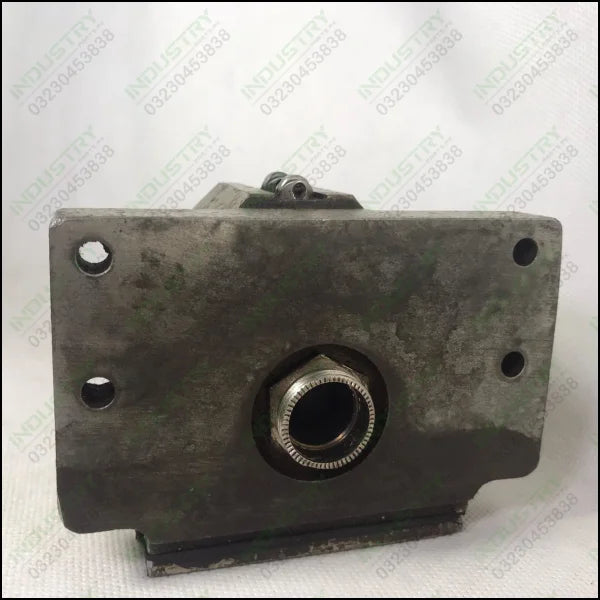 Balluff B70 SN 24501 Rotary Cam Switch,D-7303 Neuhausen  Lotted in Pakistan - industryparts.pk