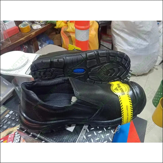 Black Wing Safety Shoes in Pakistan