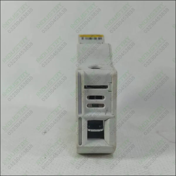 Bussmann CHPV 30A Fuse Holder In Pakistan - industryparts.pk