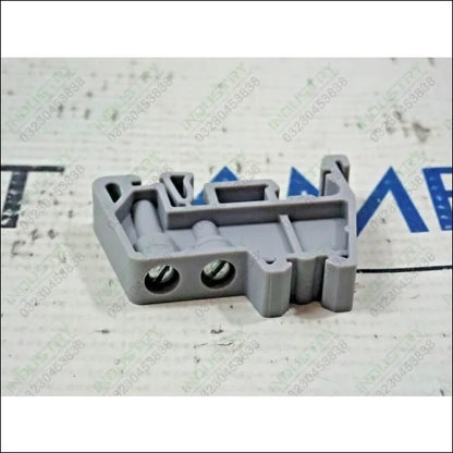 Connect Well Screw End Clamp CA702 for DIN 35/32 10 Pcs in Pakistan