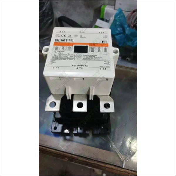 Fuji SC-N8 2a2b Magnetic Contactor 3 Pole in Pakistan - industryparts.pk