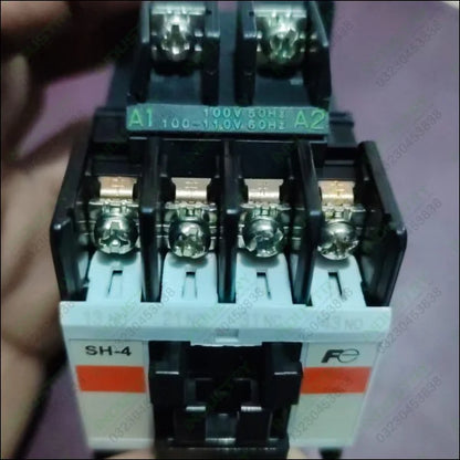 Fuji SH-4 Contactor 100V 110V 50 Hz in Pakistan