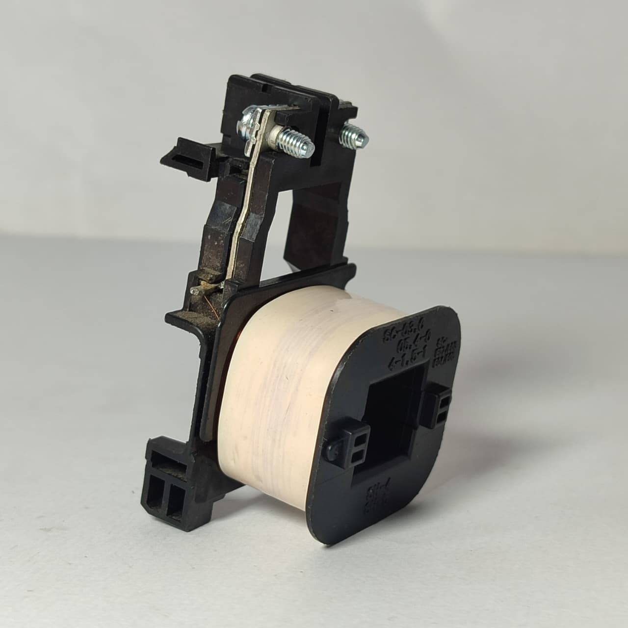 fuji  magnetic contactor spare coil in Pakistan