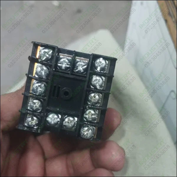 HANYOUNG NUX KX4N Temperature Controller in Pakistan