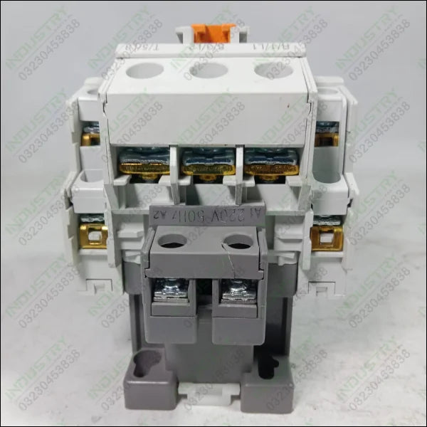 LS GMC-40 3-Pole MAGNETIC CONTACTOR in Pakistan