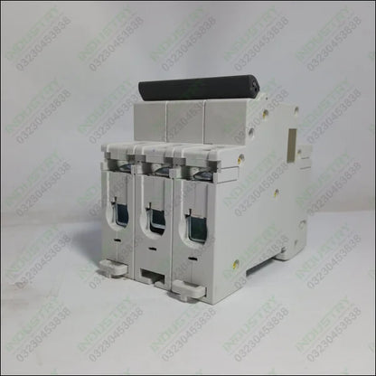 Magneto-Thermic Switch Breaker 3 Pole HGD 63M 32A HYUNDAI in Pakistan - industryparts.pk