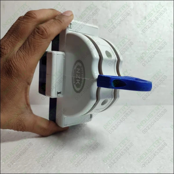 NZK 2 Pole 32A-225A Manual Change Over Knife Switch in Pakistan