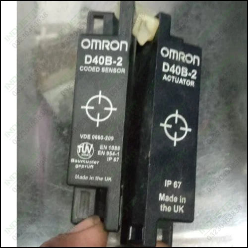 Omron D40B-2 Coded Sensor Actuator Compact Non-contact Safety Door - industryparts.pk