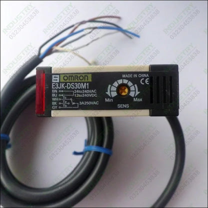 Omron E3JK-DS30M1 AC/DC 5 wire Diffuse Reflection Photoelectric Switch Sensors in Pakistan - industryparts.pk