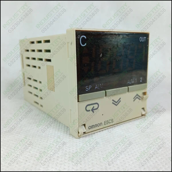Omron E5CS Temperature Controller in Pakistan - industryparts.pk