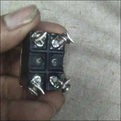 ON/OFF Toggle Switch in Pakistan - industryparts.pk