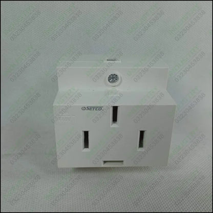 Plug Three-phase four-wire compact 25A 440V high-power in Pakistan - industryparts.pk