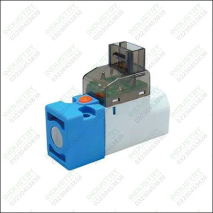 Pneumatic Solenoid Valve VM320 3/2 Way Direct In Pakistan - industryparts.pk