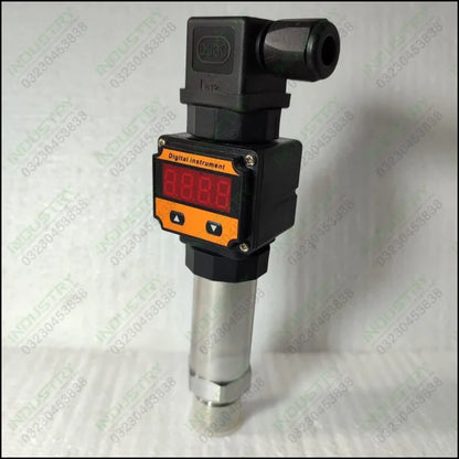 Pressure Sensor Transducer Sender 4-20mA DC24V with Digital Display in Pakistan