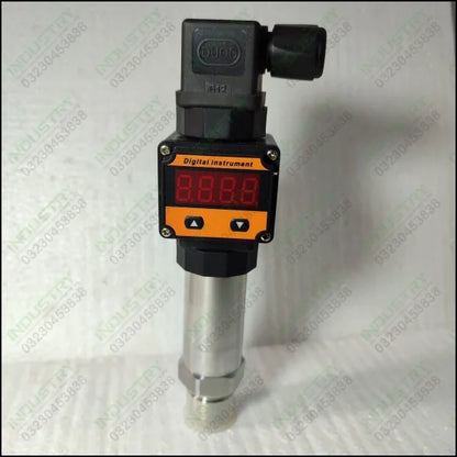 Pressure Sensor Transducer Sender 4-20mA DC24V with Digital Display in Pakistan