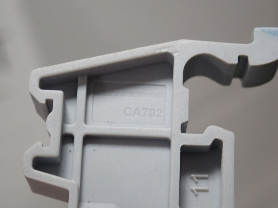 Connect Well Screw End Clamp CA702 for DIN 35/32 10 Pcs in Pakistan